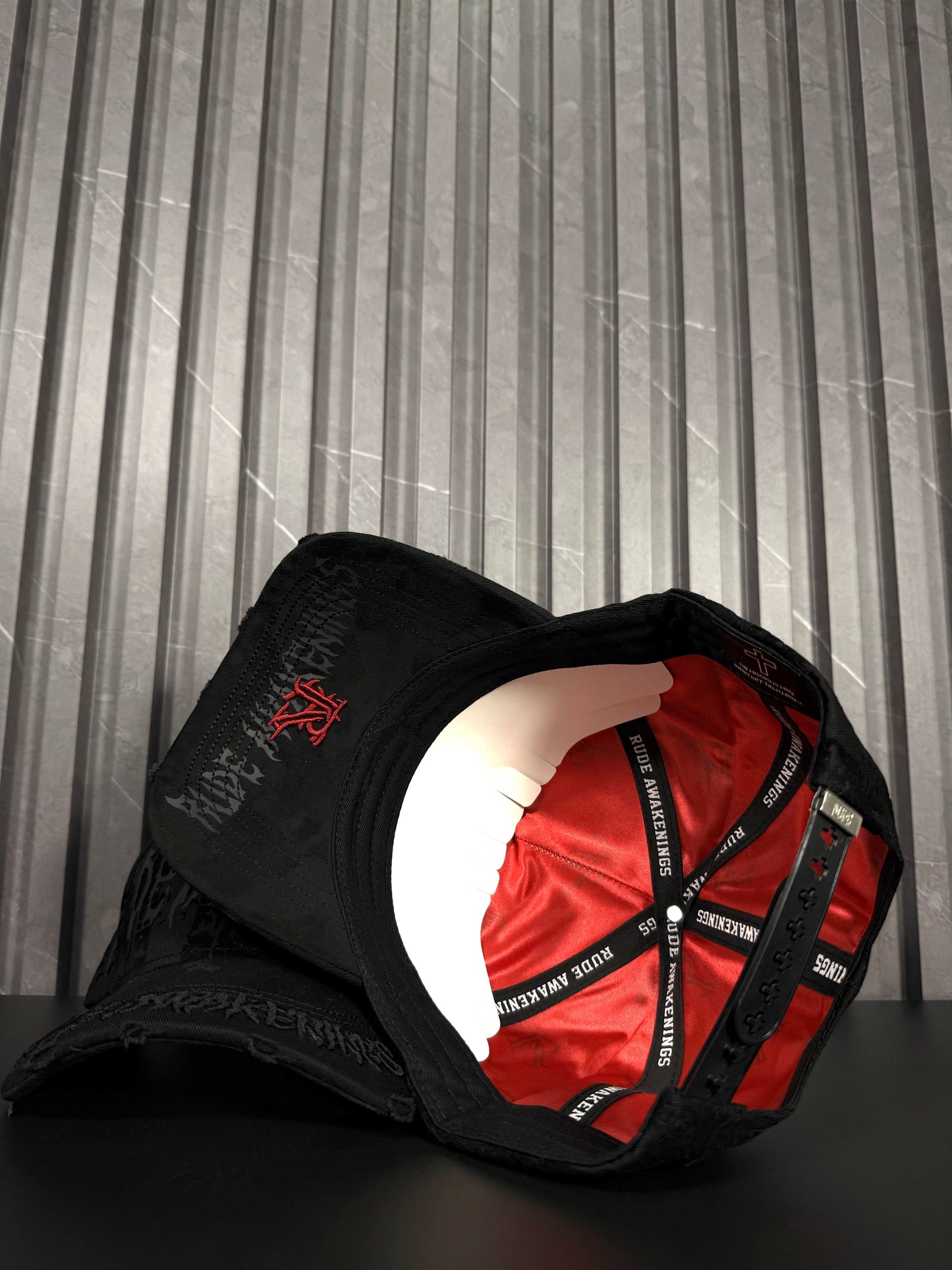 Gorra Rude Awakenings Cathedral