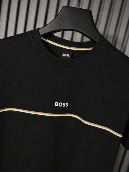 BOSS Wave Stripe T-Shirt Black – Playera Minimalista con Línea (Nuevo)