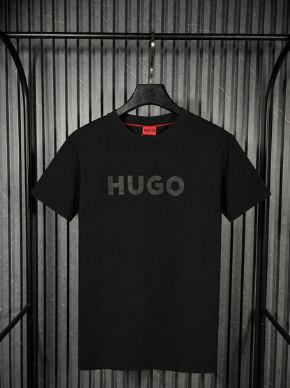 HUGO Shadow Logo Tee – Black Edition (Nuevo)