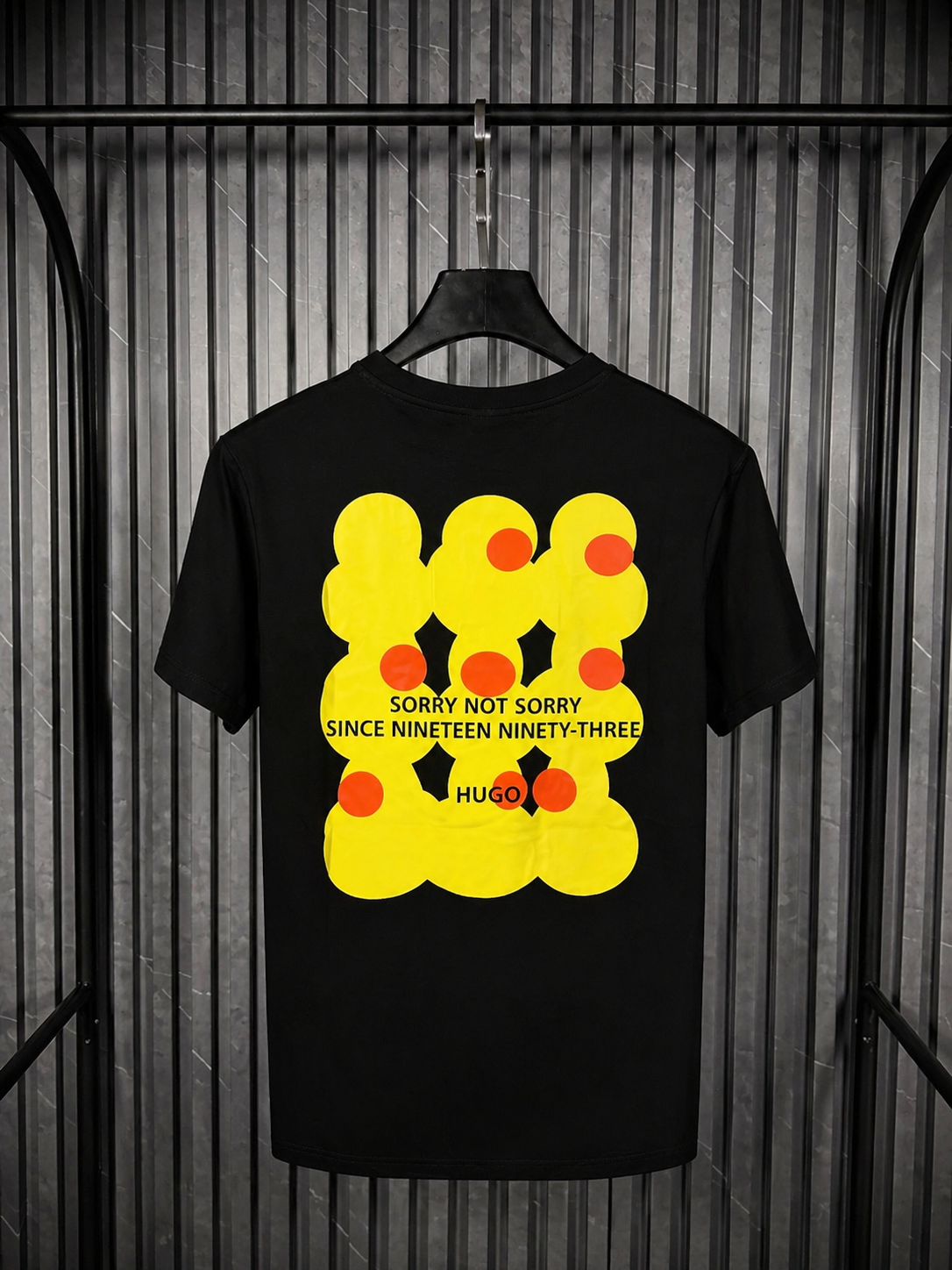 HUGO Bubble Graphic Tee – Black Neon Edition (Nuevo)