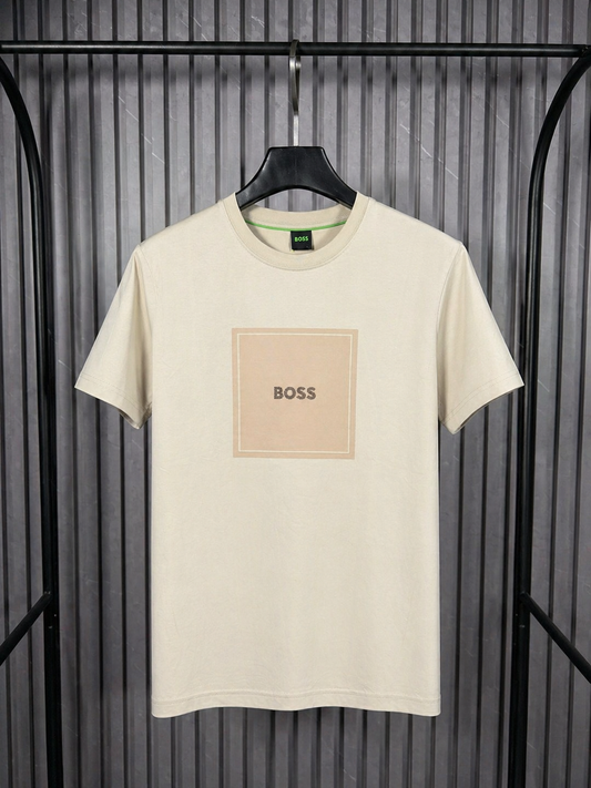 BOSS Square Frame Tee – Beige Minimal Edition (Nuevo)