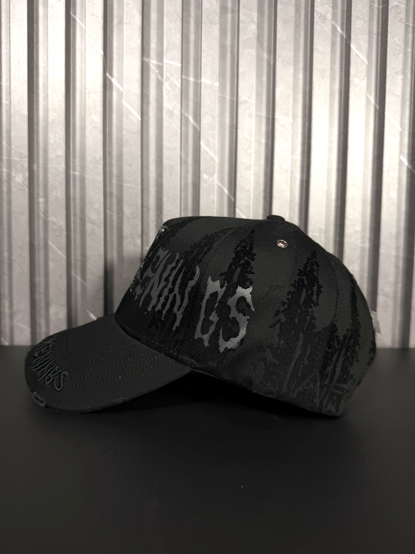 Gorra Rude Awakenings Cathedral