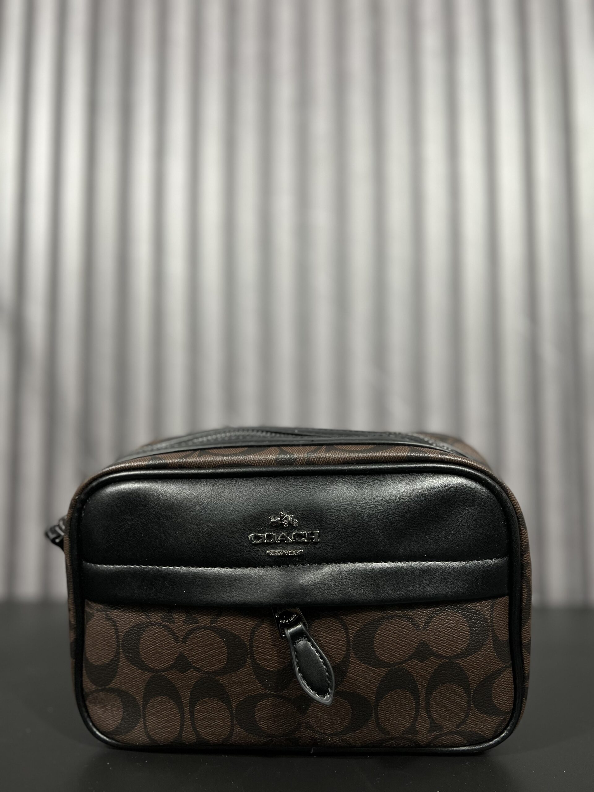 Coach Signature Brown & Black