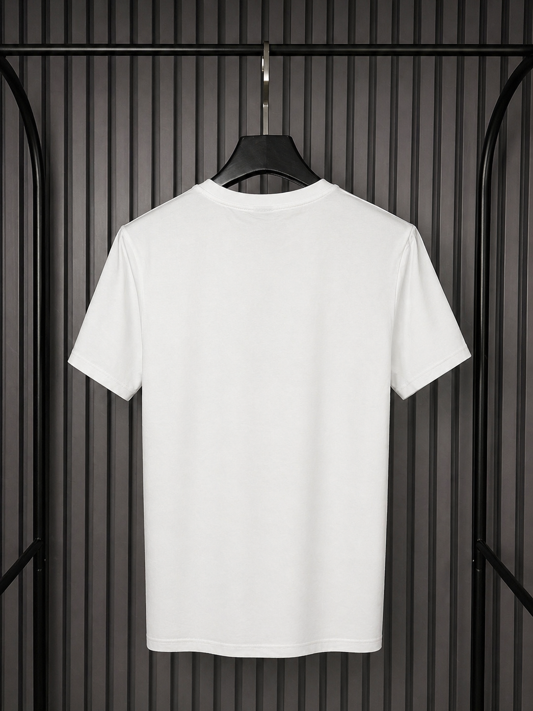 BOSS Signature Outline Tee – White (Nuevo) - Image 3